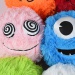 Fuzzy Monsters chlpatá plyšová lopta vo viacerých variantoch 23cm